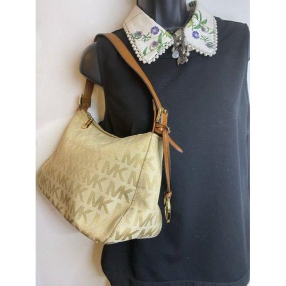 michael kors tan fabric hobo bag - Picture 7 of 10